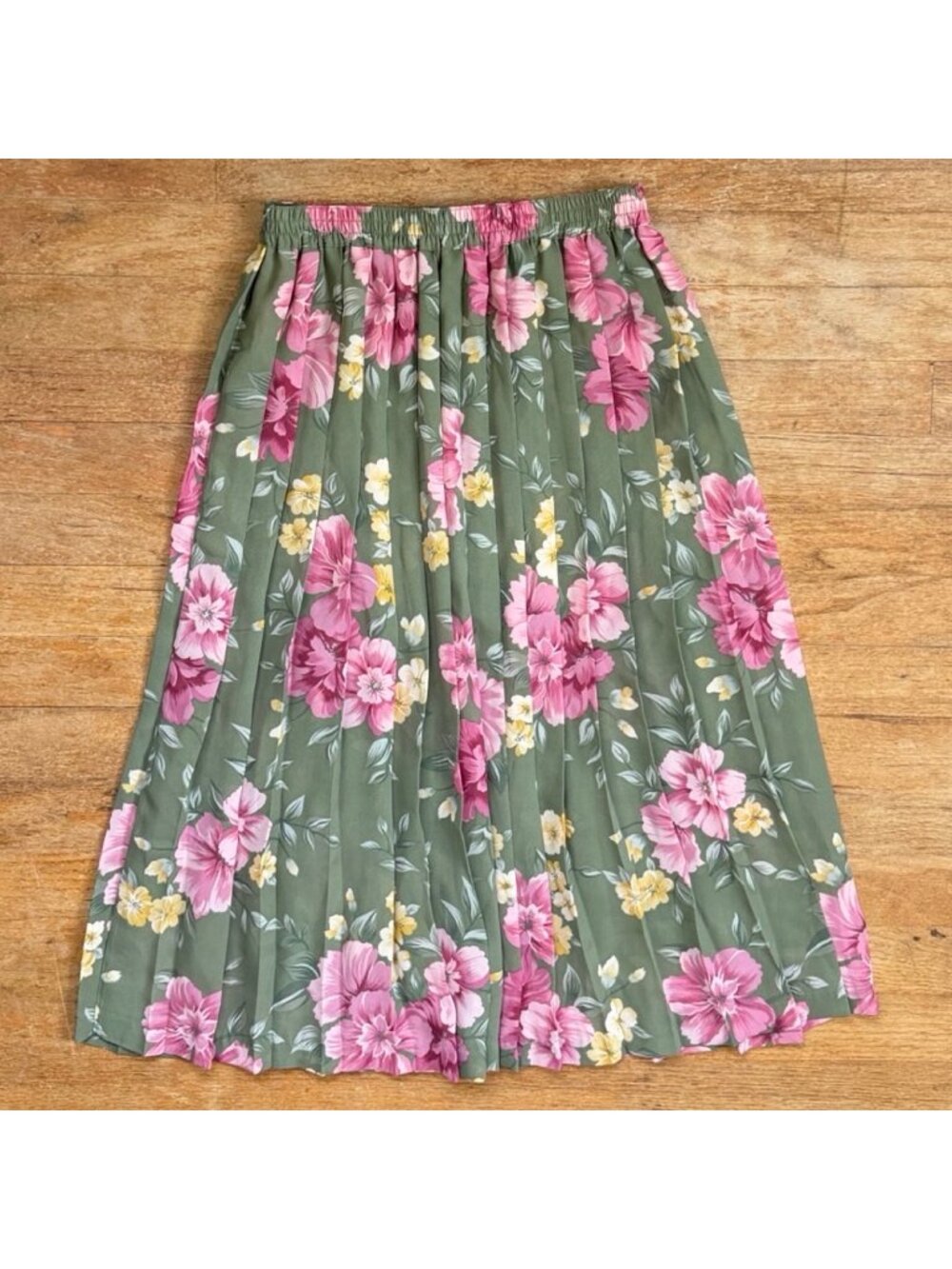 Vintage Pleated Floral Skirt Size XS/Small 25-28" Elastic Waist Knife Pleats